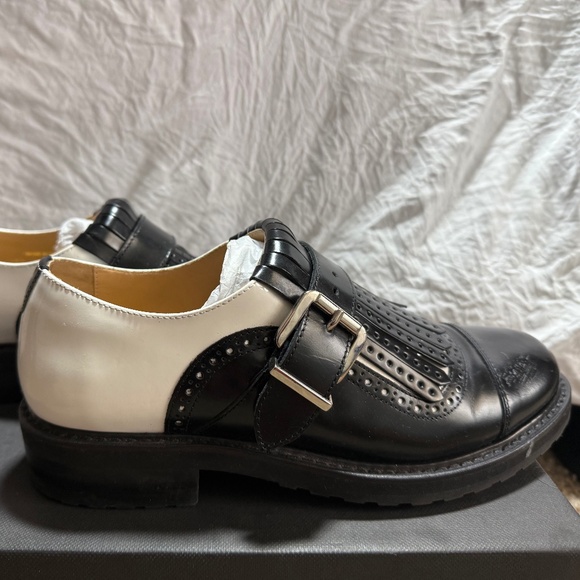 The Office of Angela Scott - Picture 2 of 5